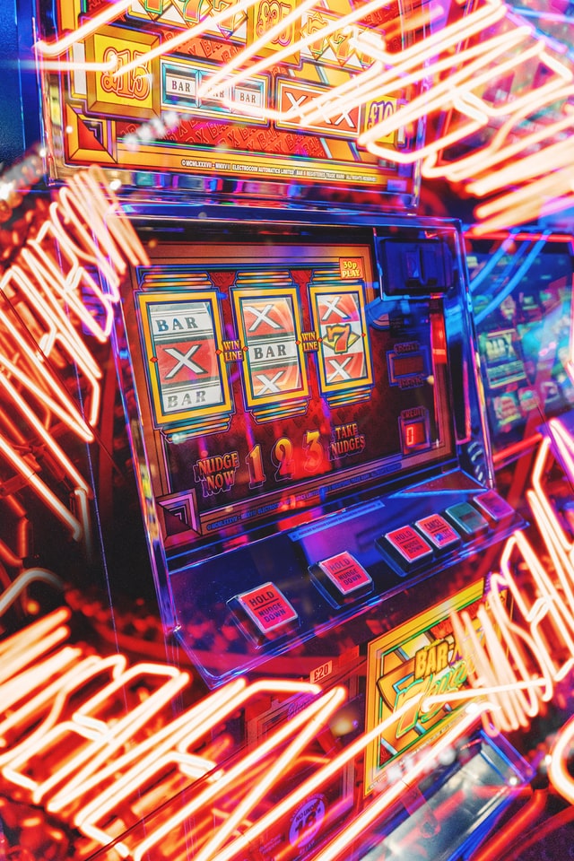 On-line /casino-news/what-waits-online-casinos-in-2018/ casino Added bonus